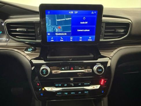 Used 2021 Ford Explorer Limited w/ Equipment Group 301A image 24