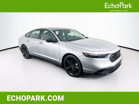 Used 2023 Honda Accord Sport image 1