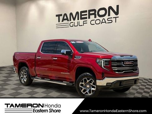 Used 2025 GMC Sierra 1500 SLT w/ SLT Premium Package image 1
