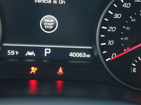 Used 2023 Kia Stinger GT2 w/ Option Group 015 image 18