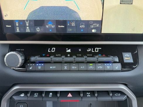 Used 2026 Toyota Tundra Limited w/ TRD Off-Road Package AWD/4WD image 34