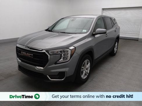 Used 2023 GMC Terrain SLE FWD image 1