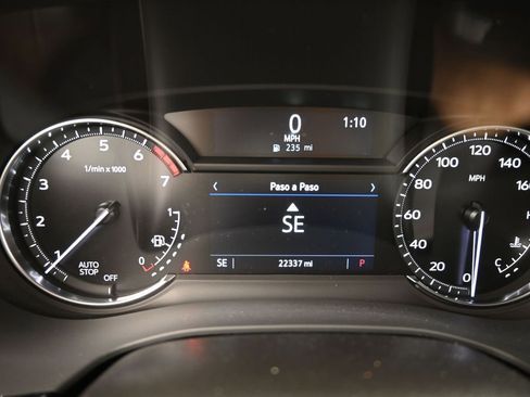 Used 2024 Cadillac XT5 Luxury image 30