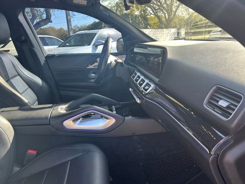 Used 2020 Mercedes-Benz GLE 350 w/ Premium Package image 43