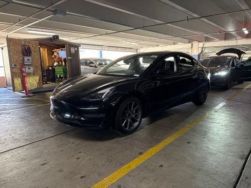 Used 2023 Tesla Model 3 Standard Range RWD image 1