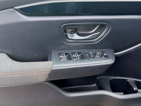 Certified 2024 Honda Pilot Sport image 16