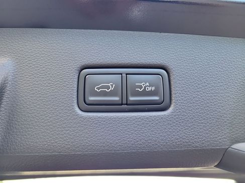 New 2026 Kia Carnival EX FWD image 15