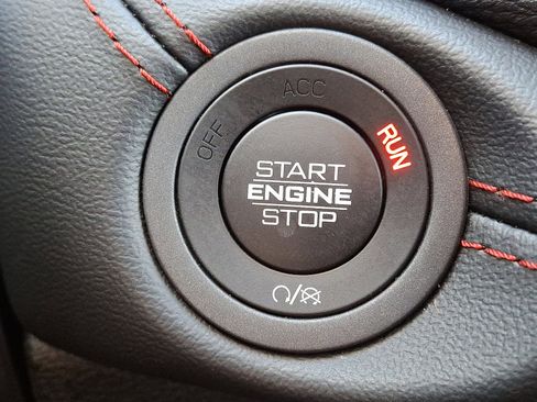 Used 2025 Dodge Durango GT image 24