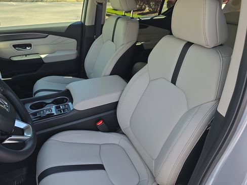 New 2026 Honda Pilot Touring image 15