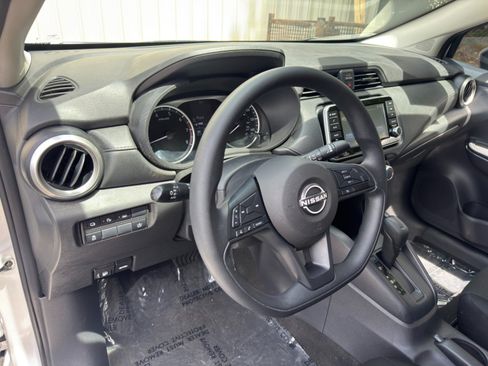 Used 2024 Nissan Versa S w/ Trunk Package FWD image 12