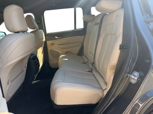 New 2026 Jeep Grand Cherokee Limited image 13