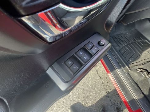 Used 2016 Toyota Tacoma TRD Off-Road image 24