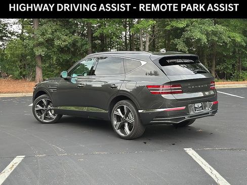 Certified 2026 Genesis GV80 2.5T Prestige AWD/4WD image 4