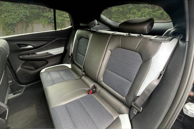 Used 2025 Buick Envista Preferred FWD image 22