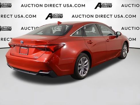 Used 2021 Toyota Avalon XLE w/ Moonroof Package FWD image 42