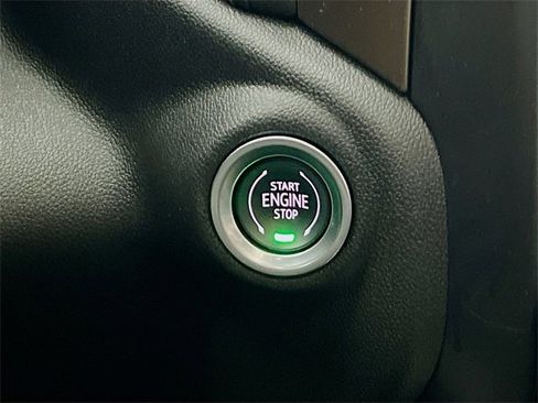 Used 2022 Chevrolet Silverado 1500 High Country image 16