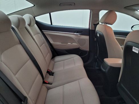 Used 2020 Hyundai Elantra SE w/ Cargo Package (C1) FWD image 19