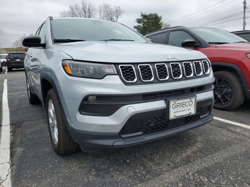 New 2024 Jeep Compass Latitude w/ Convenience Group image 2