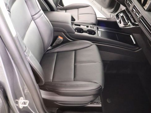 New 2026 Lincoln Corsair Premiere FWD image 14