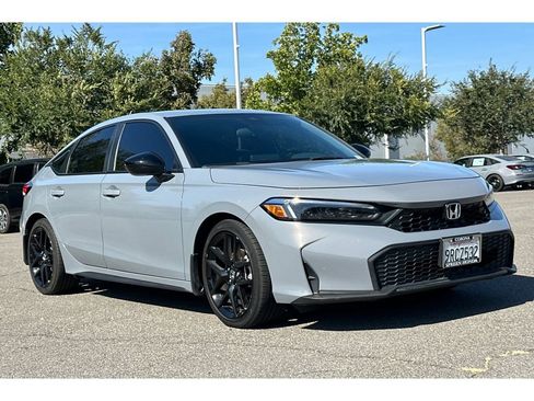 Used 2025 Honda Civic Sport image 8