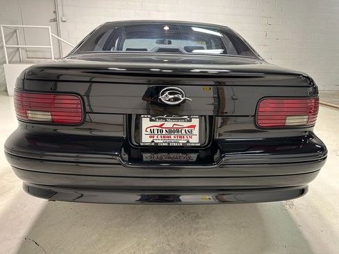Used 1996 Chevrolet Caprice SS image 8