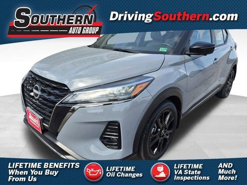 Used 2024 Nissan Kicks SR w/ SR Premium Package image 1