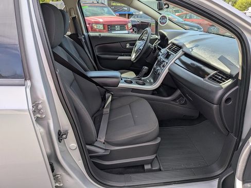 Used 2013 Ford Edge SE FWD image 25