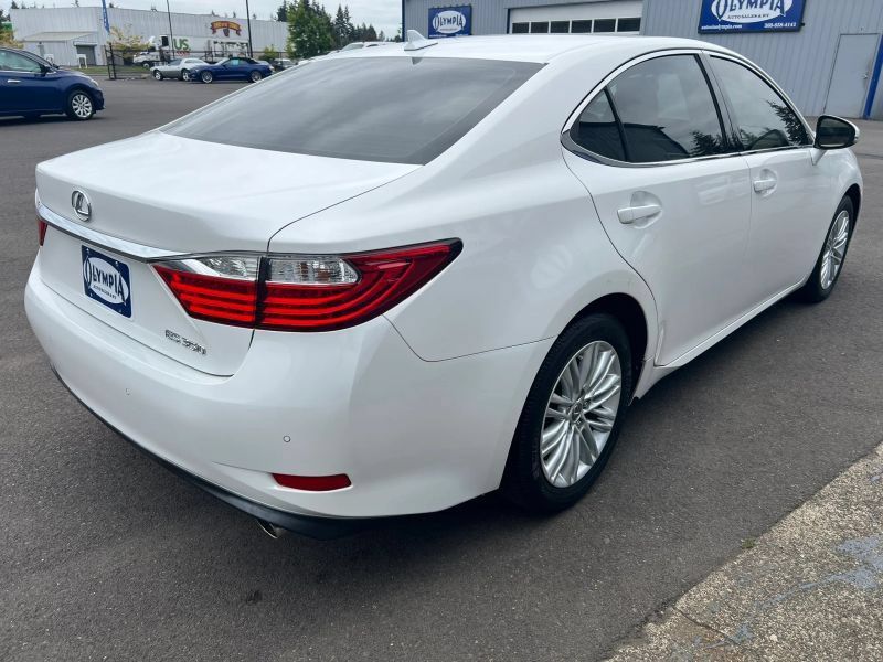 Used 2013 Lexus ES 350 w/ Premium Pkg FWD image 12