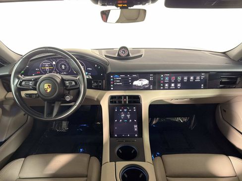 Used 2022 Porsche Taycan RWD image 31