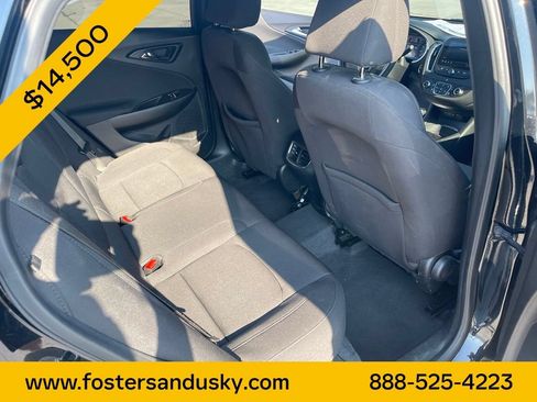 Used 2019 Chevrolet Malibu LT FWD image 17