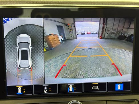 Used 2022 Chevrolet Blazer RS w/ Enhanced Convenience Package image 27