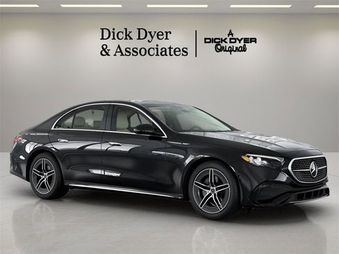 Used 2025 Mercedes-Benz E 350 Sedan image 1