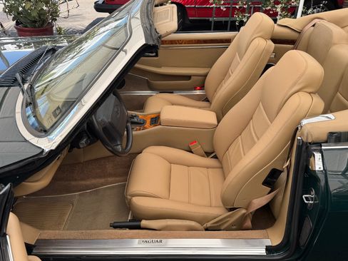 Used 1995 Jaguar XJS 4.0 Convertible RWD image 14