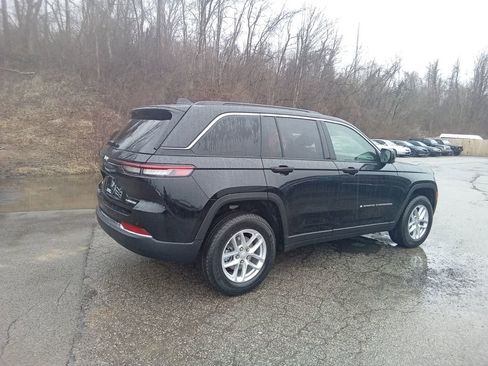 New 2026 Jeep Grand Cherokee Laredo X AWD/4WD image 4