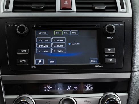 Used 2016 Subaru Legacy 2.5i AWD/4WD image 33