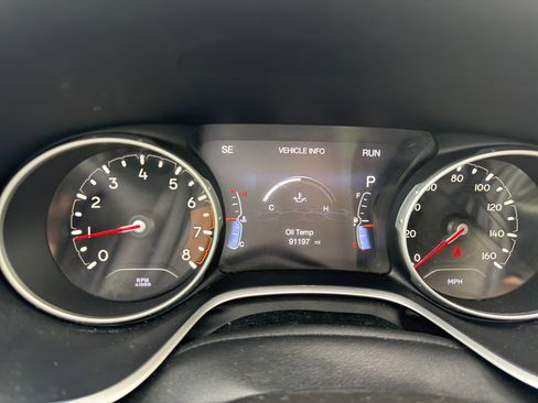 Used 2018 Jeep Compass Latitude w/ Popular Equipment Group image 19