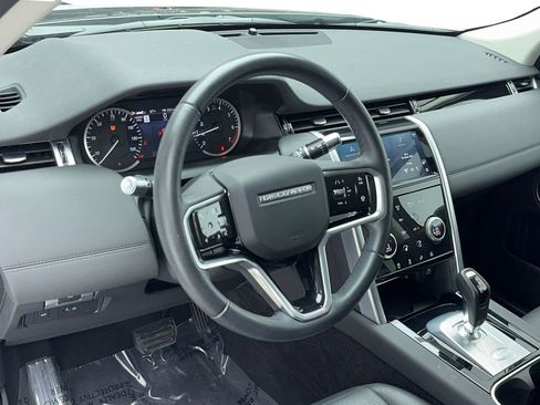 Used 2022 Land Rover Discovery Sport S image 16