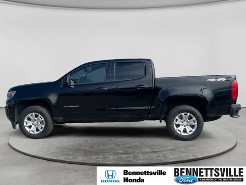 Used 2022 Chevrolet Colorado LT w/ LT Convenience Package AWD/4WD image 8