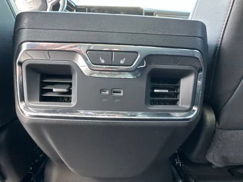 Used 2023 Chevrolet Silverado 1500 High Country w/ Technology Package AWD/4WD image 16