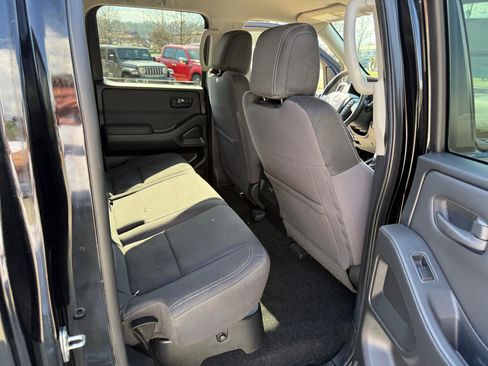 Used 2022 Nissan Frontier S w/ Technology Package image 25