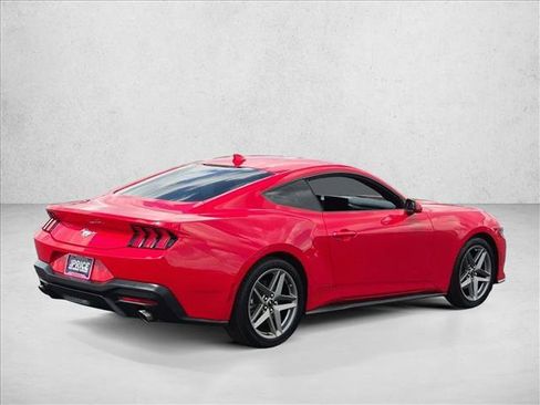 Used 2018 Ford Mustang Premium RWD image 5