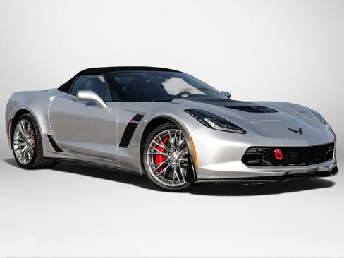 Used 2018 Chevrolet Corvette Z06 RWD image 6