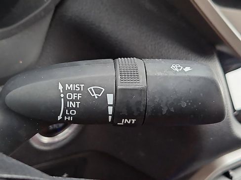 Used 2022 Toyota Tundra SR5 AWD/4WD image 25