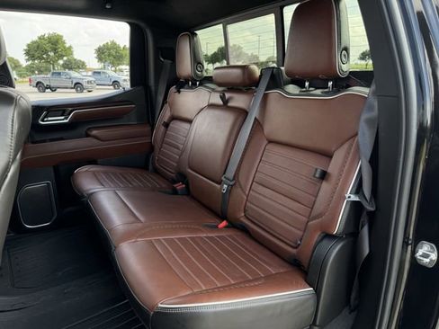 Used 2023 GMC Sierra 1500 Denali Ultimate AWD/4WD image 31