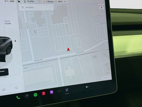 Used 2024 Tesla Model Y Long Range image 13