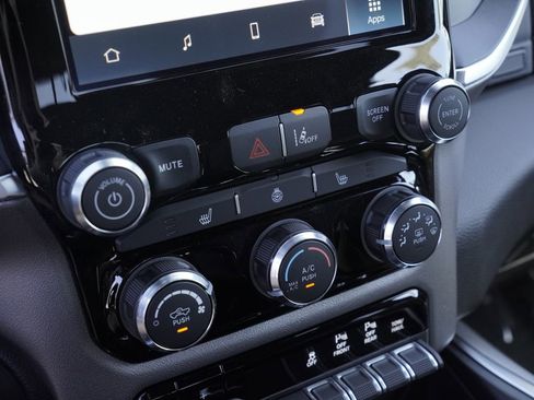 New 2026 RAM 1500 Big Horn AWD/4WD image 17