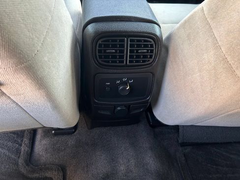 Used 2006 Chevrolet TrailBlazer LS w/ LS Preferred Equipment Group AWD/4WD image 28