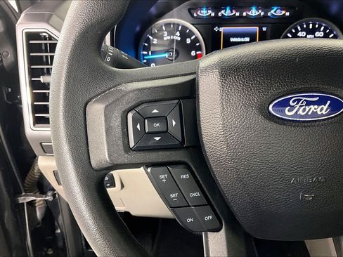 Used 2021 Ford F250 XLT w/ XLT Premium Package AWD/4WD image 22
