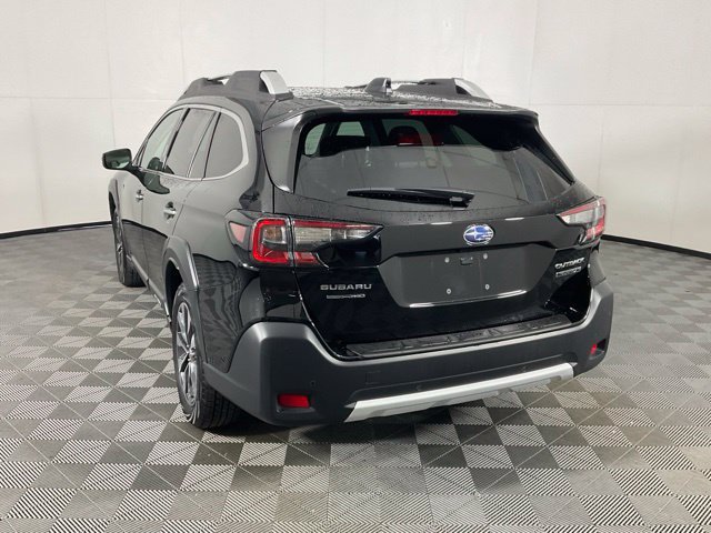 Used 2024 Subaru Outback Touring XT AWD/4WD image 4