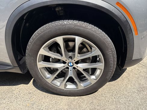 Used 2026 BMW X5 xDrive40i AWD/4WD image 12